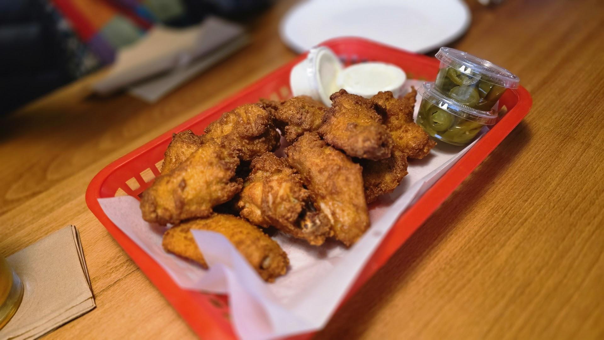 Howie & Son's Pizza Parlor
